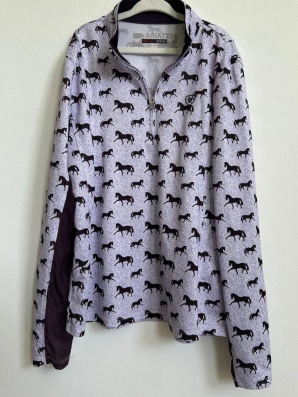 ARIAT girls purple horse sweater sz L